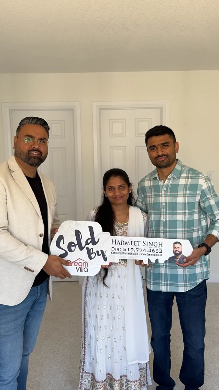 Dream Villa clients with Harmeet Singh on the day they got their home